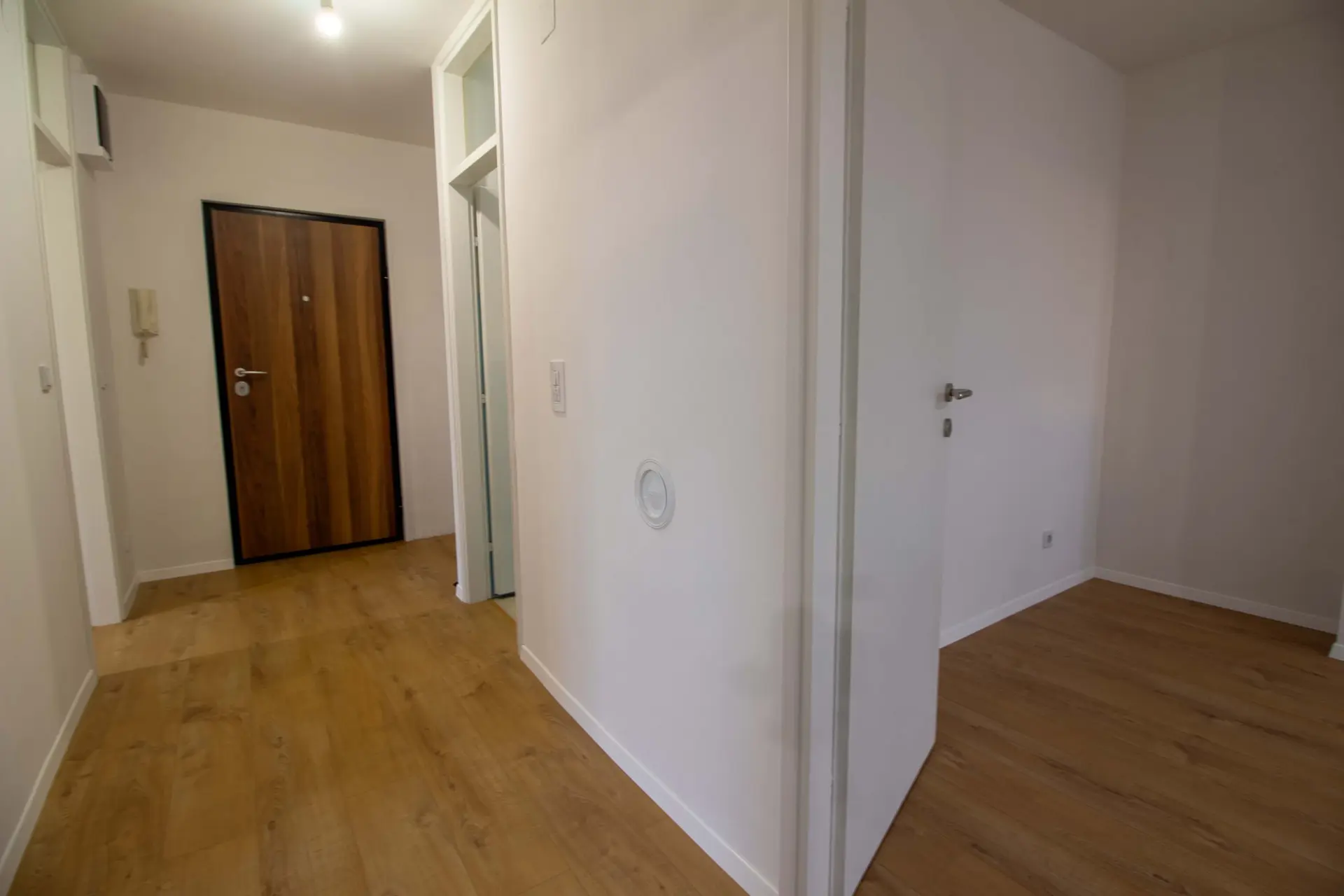 Alipašino Polje | Dvoiposoban stan | 64 m²